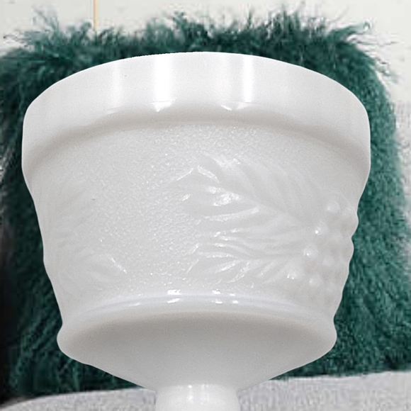 🌲10/$20. Anchor Hocking Grape and Leaf Milk Glass Sherbet Mid Century - Picture 2 of 4